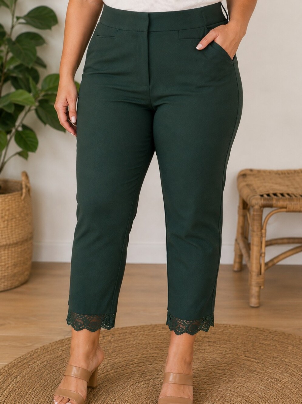 LANE BRYANT LACE TRIM STRETCH PANTS SZ 1X 16